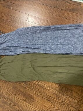 Old Navy bundle deal Olive Green Lightweight Pants and denim lightweight pants